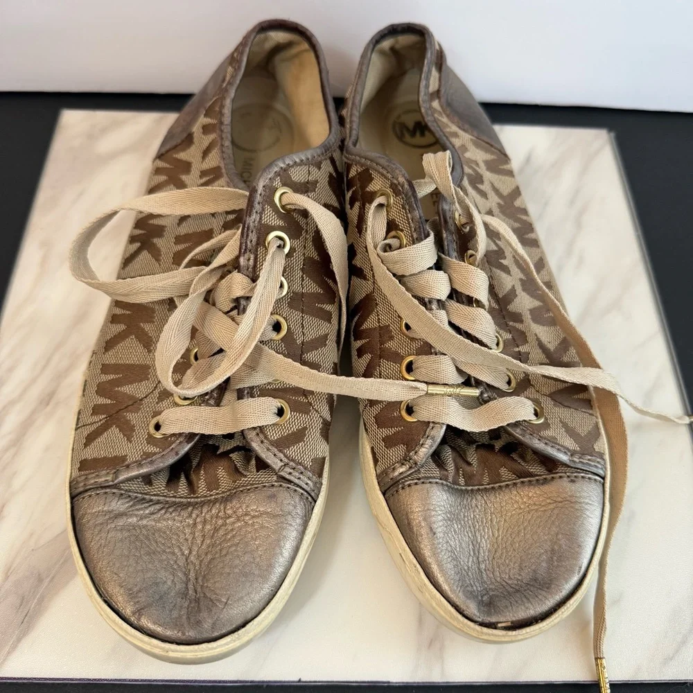 Michael Kors Brown Logo Metallic Toe Sneakers Size 9.5M